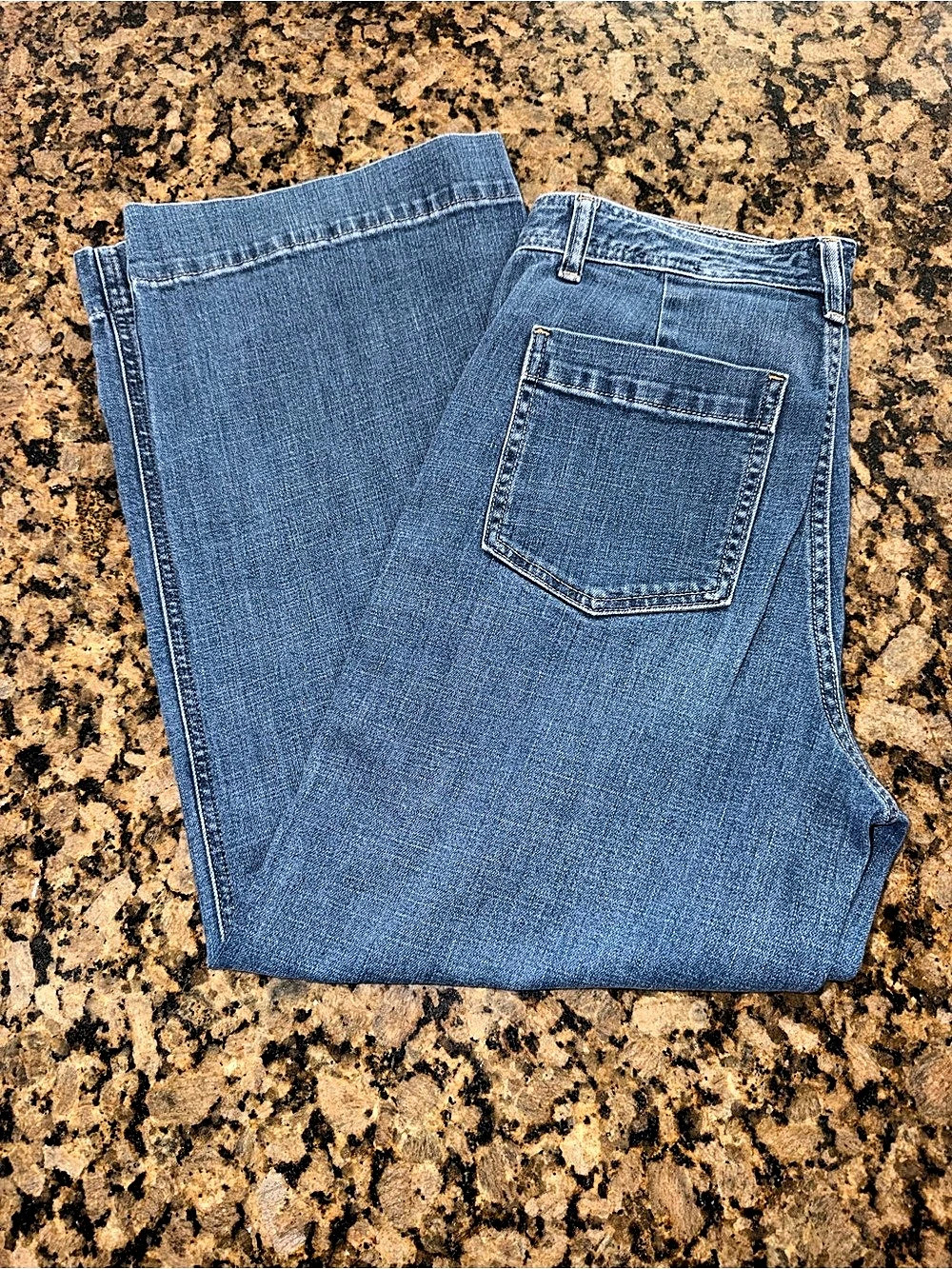 Gap High Rise Wide-Leg Crop Waist 4/27 Like New